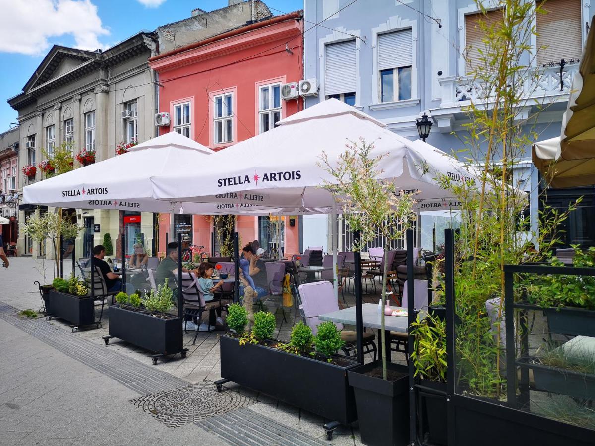 Filinhome Dunavska Studio 2 Novi Sad Exteriör bild